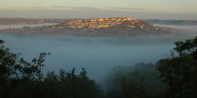 Village perché de Lauzerte dans le Quercy