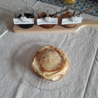 Candlemas in the bed and breakfast au cœur des elements with crepes and homemade jams